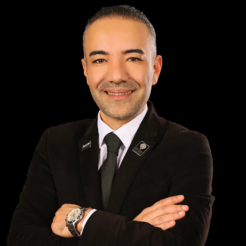 Gökhan Akbal — İstanbul